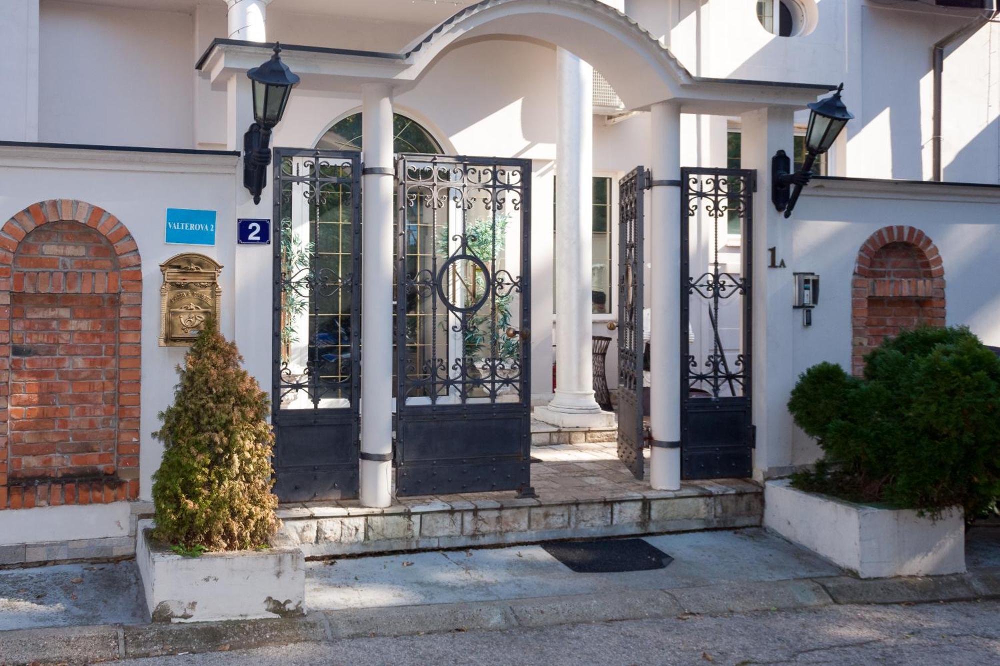 Red Clay Apartments City Club Belgrad Exterior foto